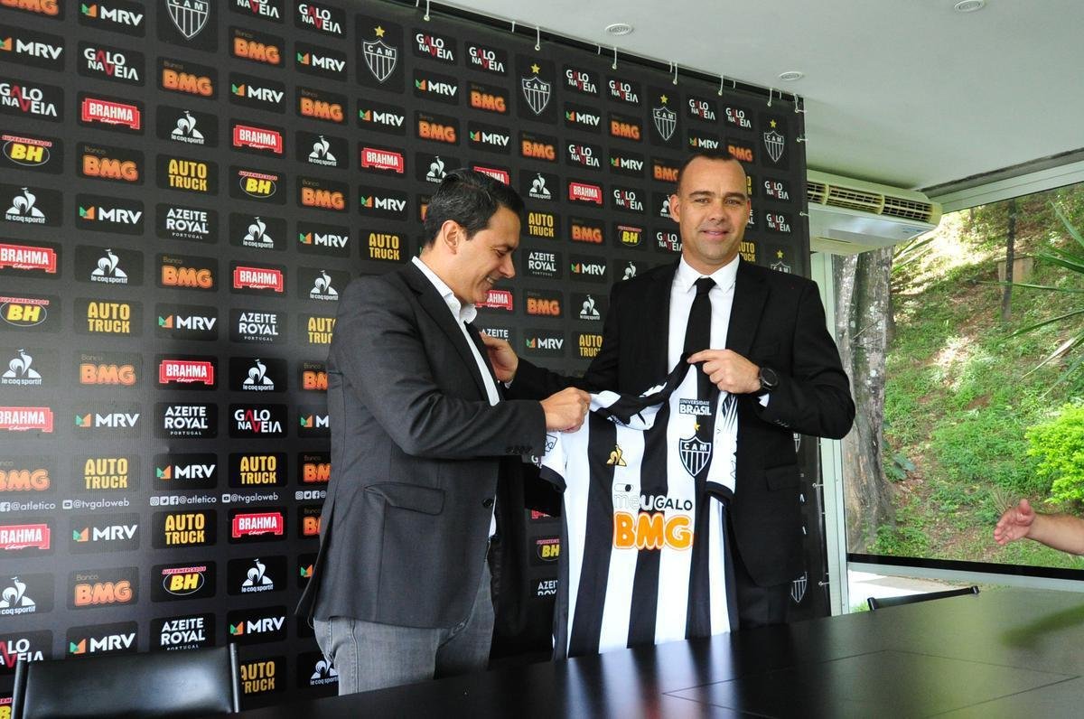 Fotos da apresentao de Rafael Dudamel no Atltico