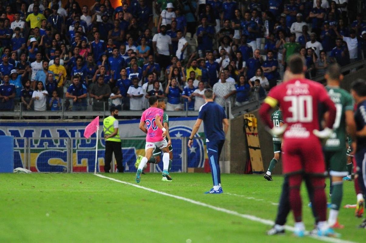 Fotos do jogo entre Cruzeiro e Guarani