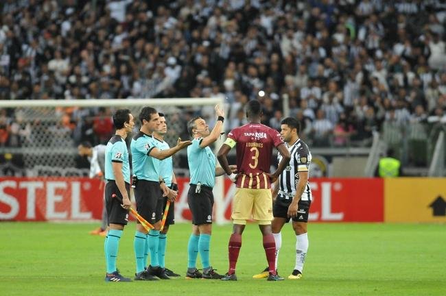 Atltico e Tolima se enfrentaram na noite desta quarta-feira (25), no Mineiro, em Belo Horizonte. A partida foi vlida pela 6 rodada da fase de grupos da Copa Libertadores da Amrica.