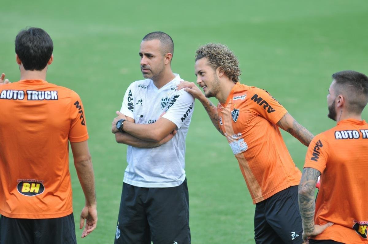 Fotos do treino do Atltico nesta quarta-feira na Cidade do Galo. Time dirigido por James Freitas se prepara para o clssico de sbado, s 19h, no Mineiro, pelo Mineiro