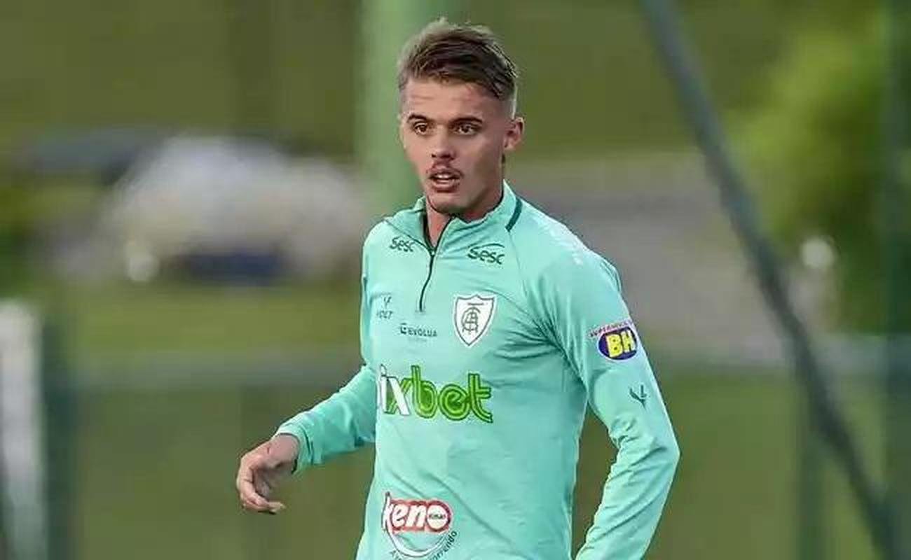 Luan Patrick estava emprestado pelo Athletico-PR ao Amrica, que tentou a permanncia do zagueiro, mas sem sucesso