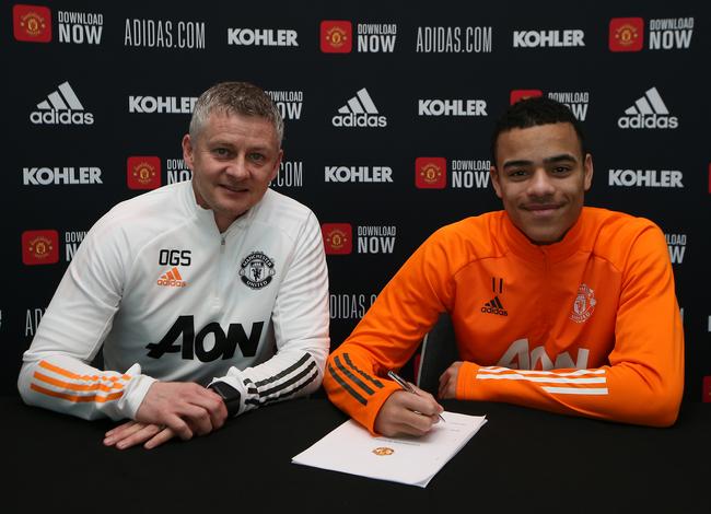 Revelação do United assinou até 2025