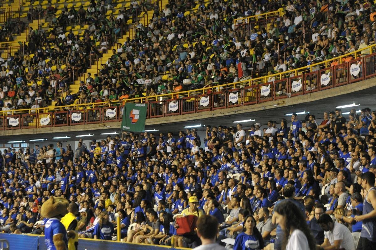 Minas x Praia: veja fotos da primeira partida da final