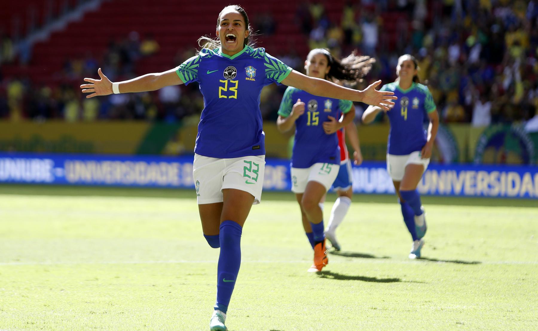 Seleção Brasileira apresenta novo design de ônibus antes do jogo com o Chile - Lance!