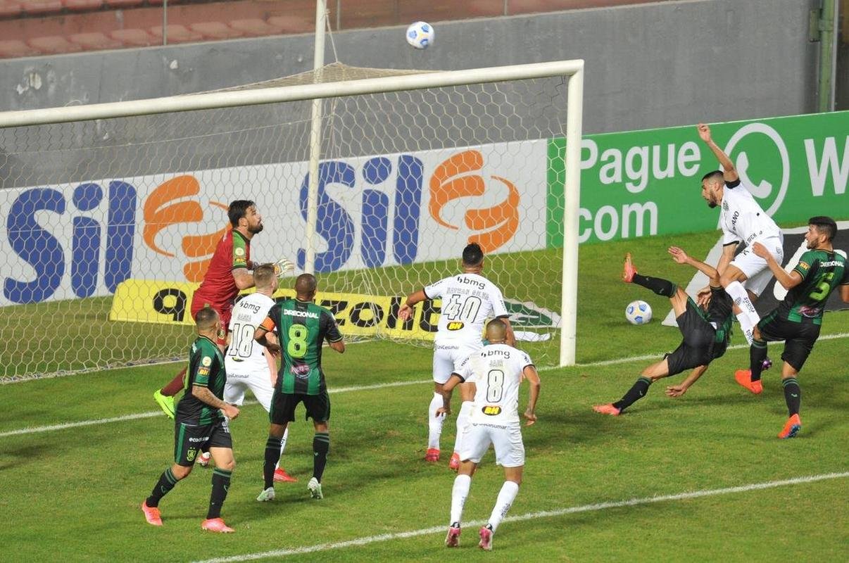 Fotos do jogo entre Amrica e Atltico