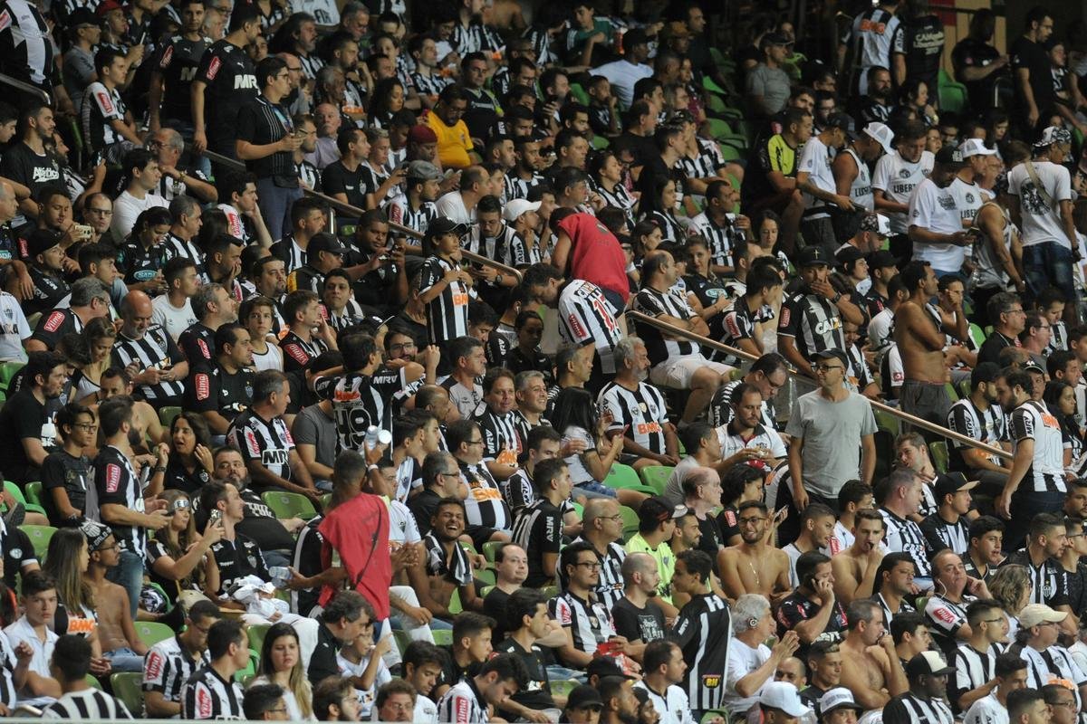 Torcedores do Atltico lotaram Independncia em partida contra o Defensor, pela Copa Libertadores
