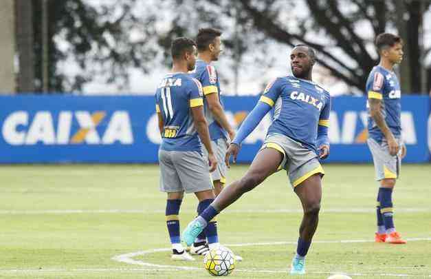 Mano comandou atividade tcnica nesta quarta, antes de Cruzeiro x Ponte, jogo de sbado, pela Srie A