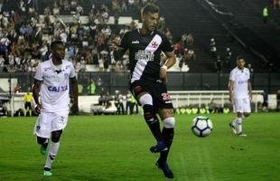 Fotos do duelo entre Vasco e Am�rica, em S�o Janu�rio, pela quarta rodada do Brasileiro