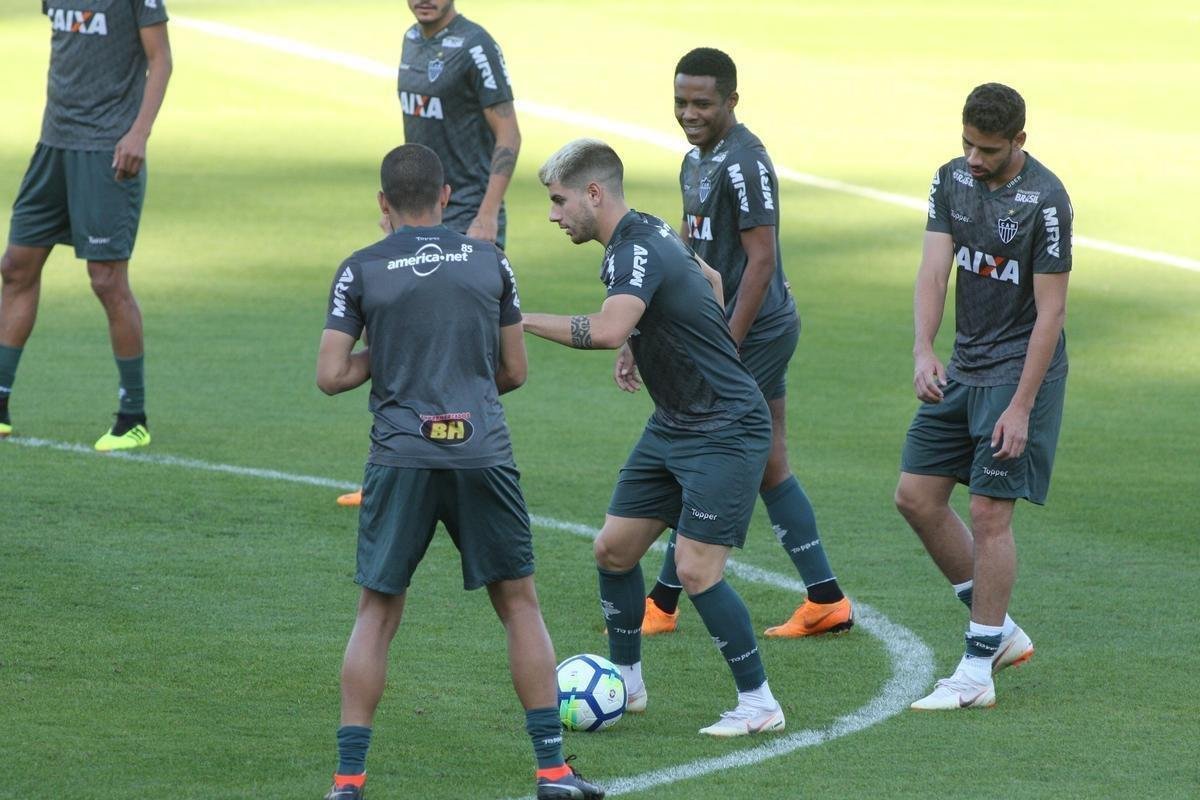 Atltico se prepara para enfrentar o Paran; veja fotos