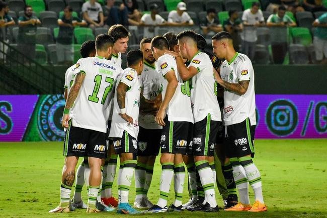 8� - Am�rica - 5 vermelhos