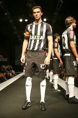 Nova coleção de uniformes do Atlético para 2016, fornecida pela empresa canadense Dryworld