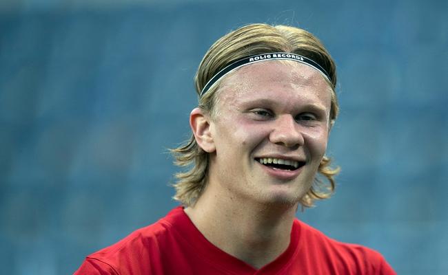 Haaland participou de 41 partidas com o clube alemão e anotou 41 gols