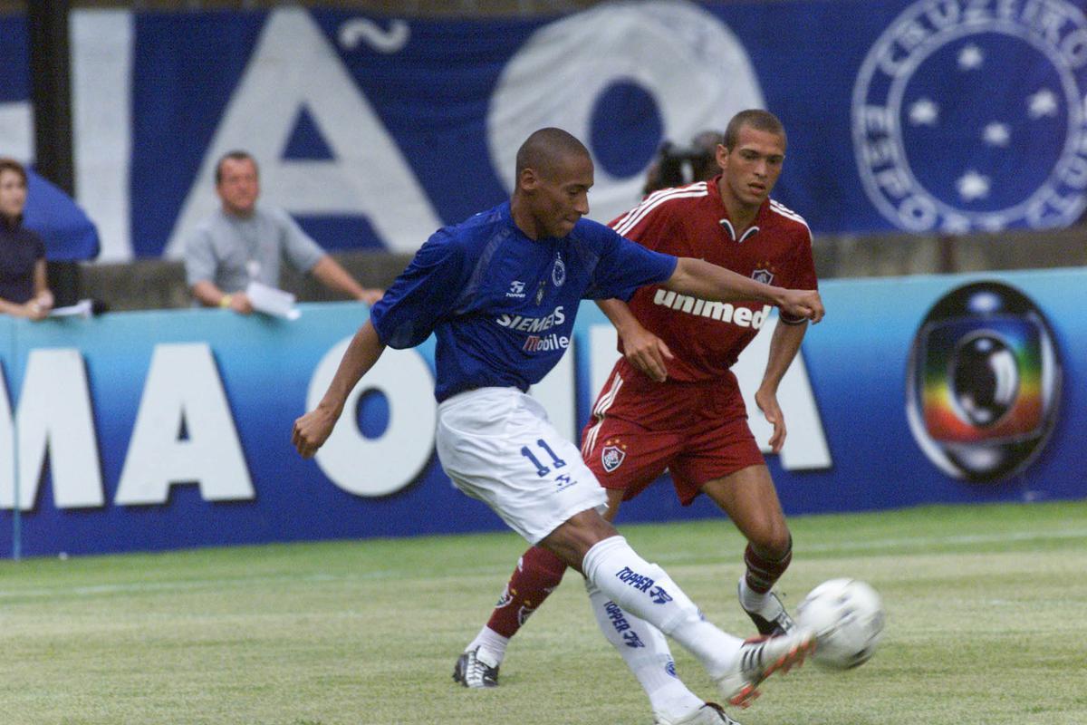 Com 21 gols em 65 jogos em 2004, Jussiê foi peça importante no time campeão mineiro