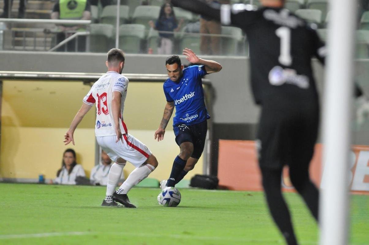 Cruzeiro x Nutico: fotos de jogo pela terceira fase da Copa do Brasil
