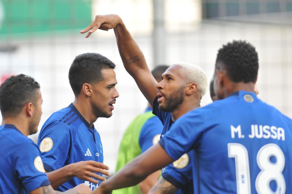 Cruzeiro x Santos: fotos do jogo no Independncia pela quarta rodada do Campeonato Brasileiro