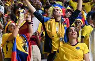 Torcedores do Equador no jogo de abertura da Copa do Mundo