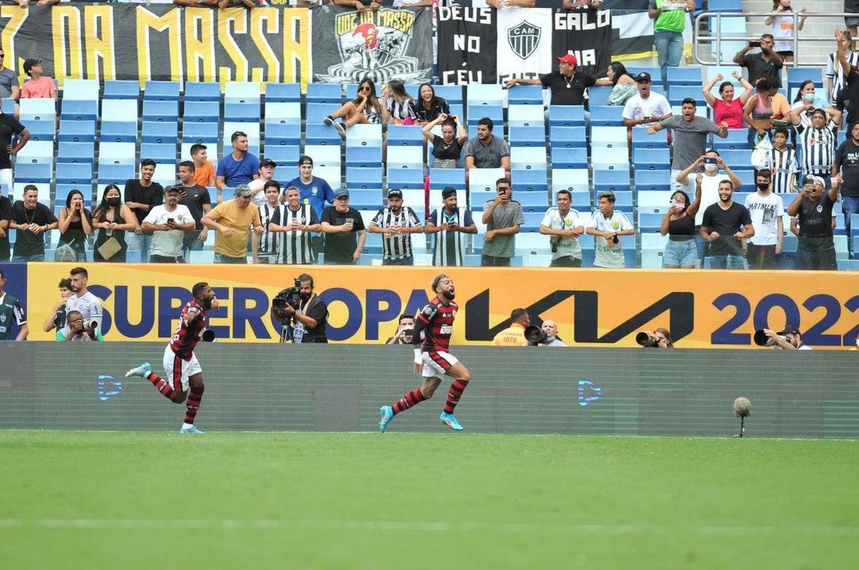 Fotos do empate por 2 a 2 entre Atltico e Flamengo na final da Supercopa do Brasil, na Arena Pantanal, em Cuiab