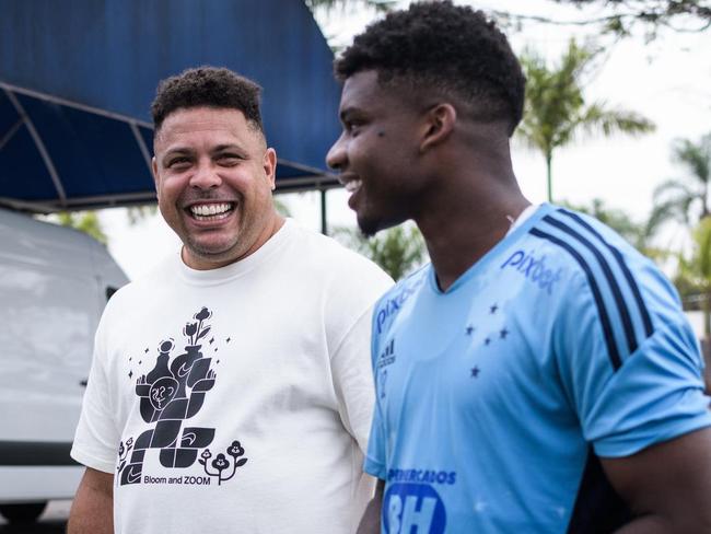 Dono de 90% das ações da Sociedade Anônima do Futebol (SAF) do Cruzeiro, Ronaldo visitou Toca da Raposa II na véspera de Cruzeiro x Vasco, pela Série B