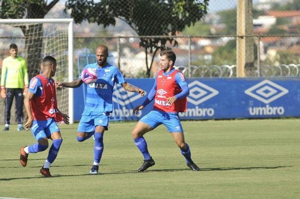 Fotos do treino do Cruzeiro desta quinta-feira (18/1), na Toca da Raposa II