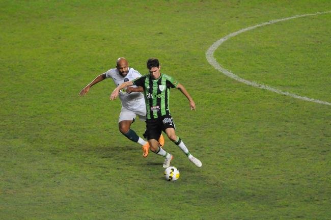 Amrica e Gois se enfrentaram no Independncia, pela 15 rodada da Srie A do Campeonato Brasileiro