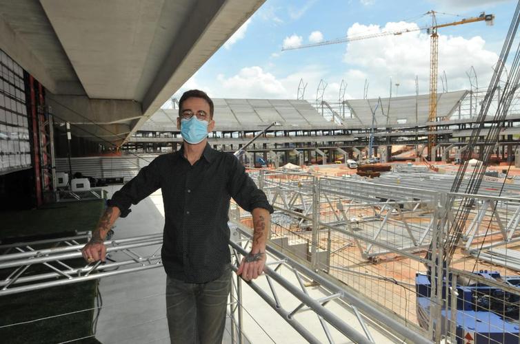 Personalidades no evento que anunciou detalhes da inauguração da Arena MRV. Na foto, o cantor e compositor Nando Reis