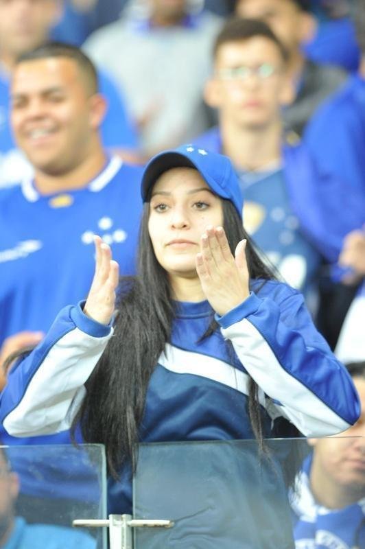 Torcida do Cruzeiro no duelo desta tera, no Mineiro, contra o Racing, pela Libertadores