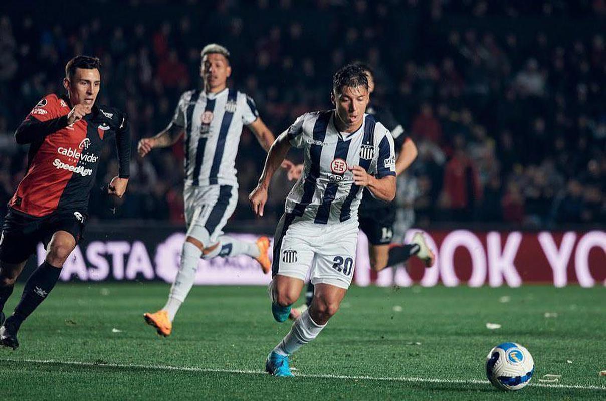 Alan Franco: volante emprestado ao Talleres