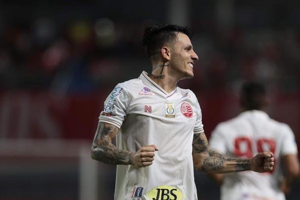 Luanderson abriu o placar pala o Náutico ainda no primeiro tempo do jogo, no Rei Pelé. O CRB virou, fez 2 a 1, mas o Náutico buscou o resultado com gols de Jorge Henrique e Jean Carlos, que marcou o terceiro de falta já nos acréscimos.