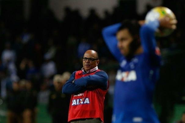 Imagens da partida entre Coritiba e Cruzeiro, no Couto Pereira, em Curitiba, pela primeira rodada do Campeonato Brasileiro