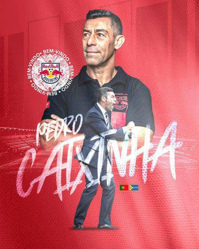 Bragantino anunciou o tcnico Pedro Caixinha