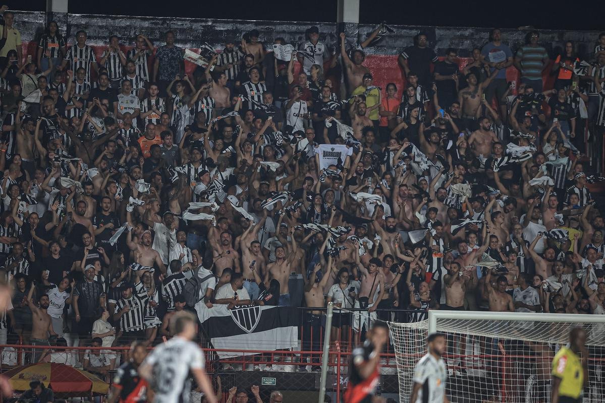 Atltico-GO x Atltico: veja fotos do jogo pelo Brasileiro