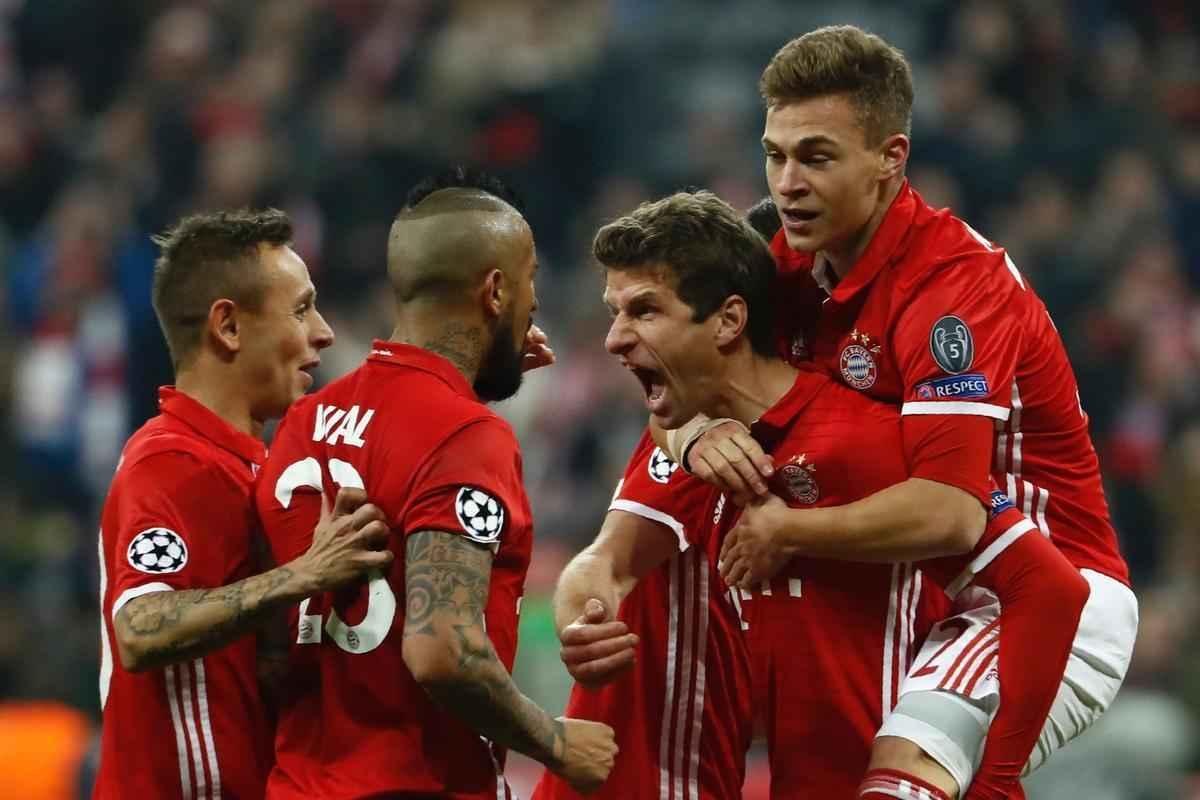 Thiago Alcntara (2), Robben, Lewandowski e Muller marcaram os gols alemes; Snchez descontou para o Arsenal