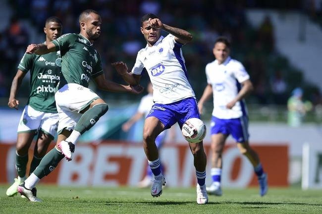 Fotos da derrota do Cruzeiro para o Guarani, por 1 a 0, no Brinco de Ouro, em Campinas, pela 17 rodada da Srie B
