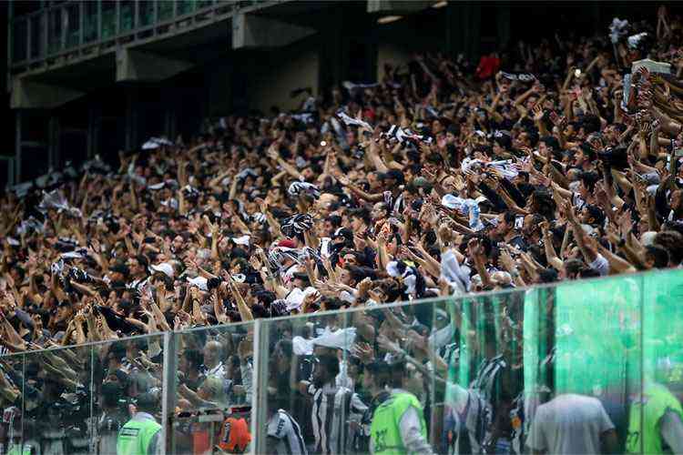 <i>(Foto: Mais de 25 mil atleticanos j compraram ingressos para partida no Mineiro)</i>