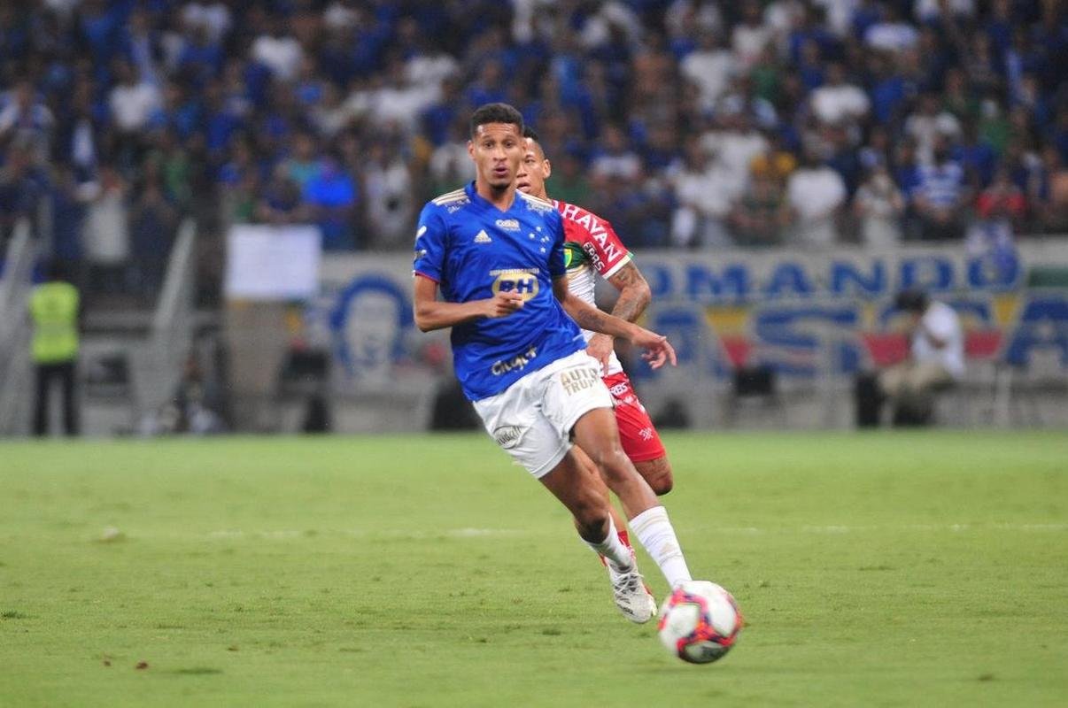 Fotos da partida entre Cruzeiro e Brusque, no Mineiro, em BH, pela 35 rodada da Srie B do Brasileiro