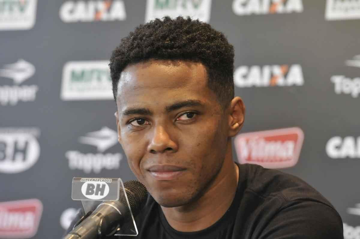 Elias foi apresentado no Galo e admitiu sonho de conquistar a Libertadores e de ir  Copa de 2018