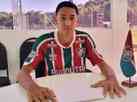Fluminense assina contrato profissional com destaque da base