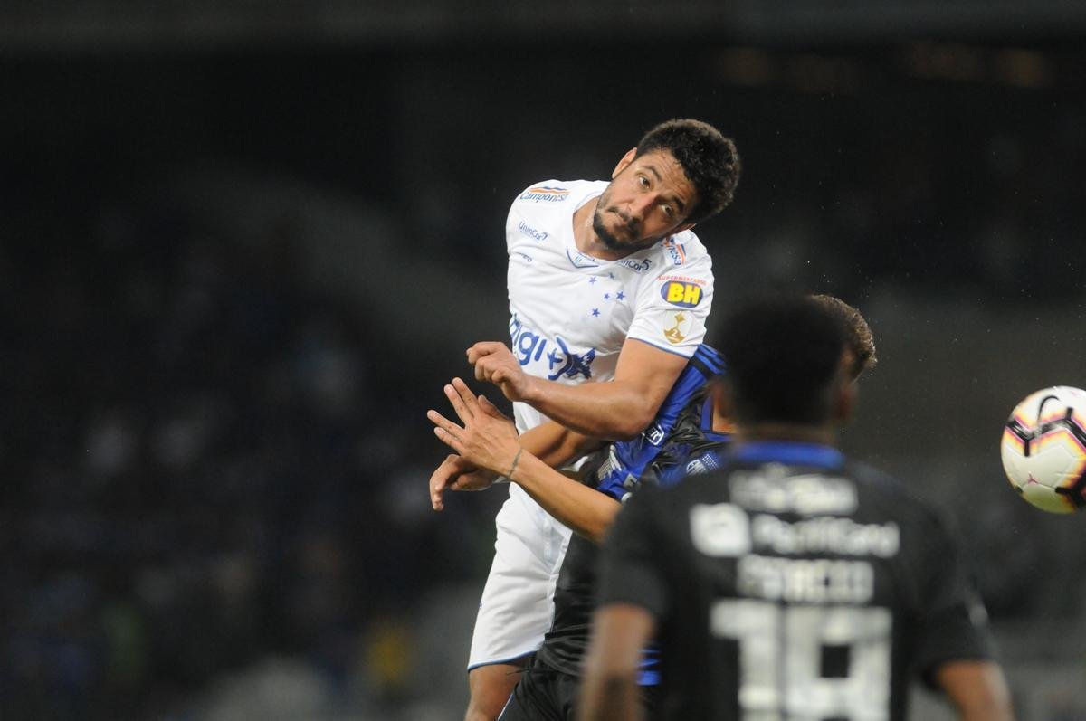 Equipes se enfrentaram pela sexta rodada do Grupo B da Copa Libertadores