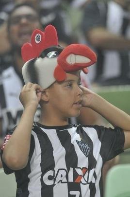 Fotos da torcida do Atltico, no Independncia, durante partida de ida da semifinal do Mineiro, contra o Amrica