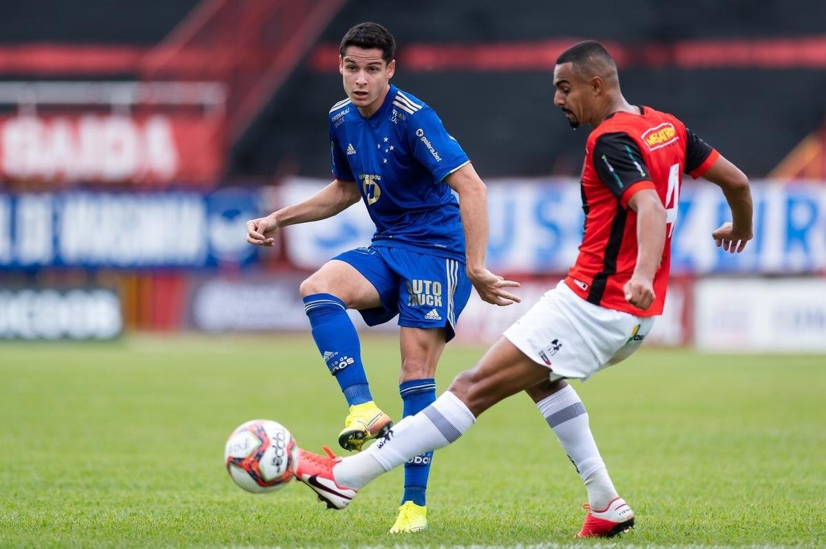 Fotos do jogo entre Pouso Alegre e Cruzeiro, pela 10ª rodada do Campeonato Mineiro, no estádio Manduzão