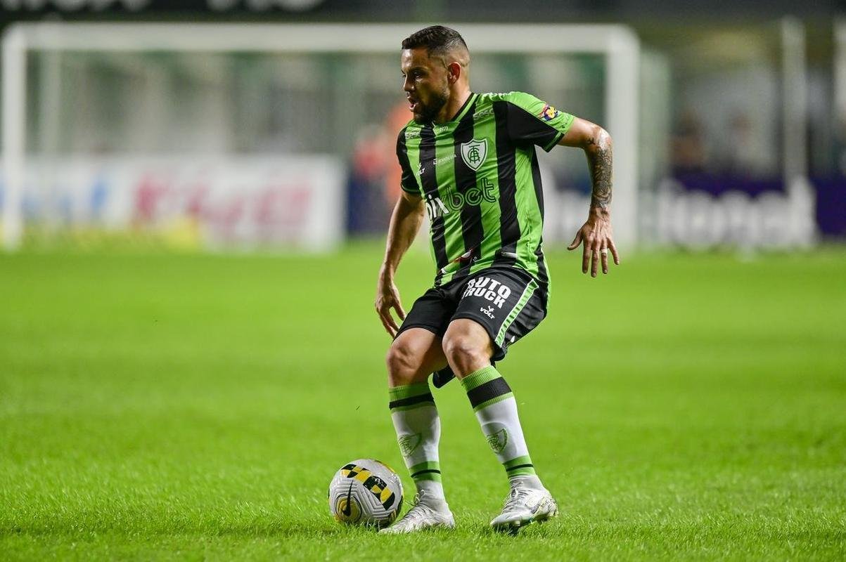 Amrica recebeu o Bragantino no Independncia pela 17 rodada do Brasileiro