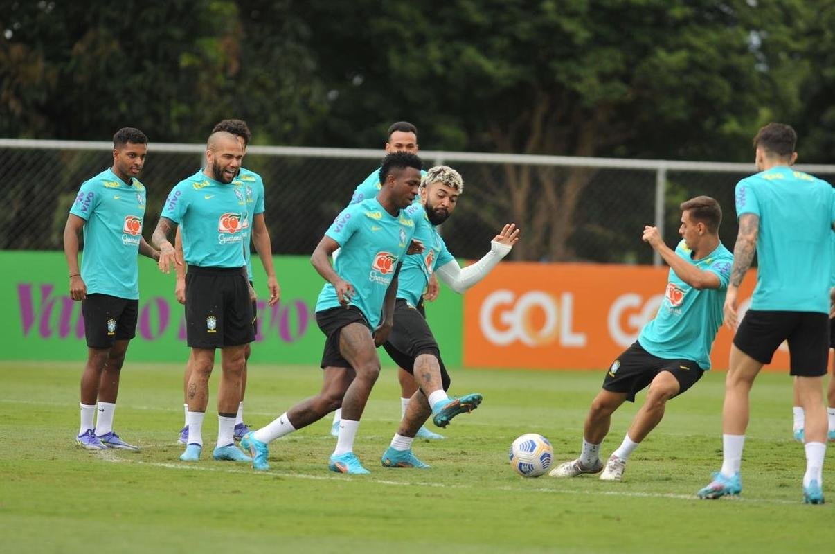 Seleo Brasileira concluiu na Toca da Raposa II, CT do Cruzeiro, em BH, a preparao para enfrentar o Paraguai no Mineiro pelas Eliminatrias da Copa do Mundo do Catar