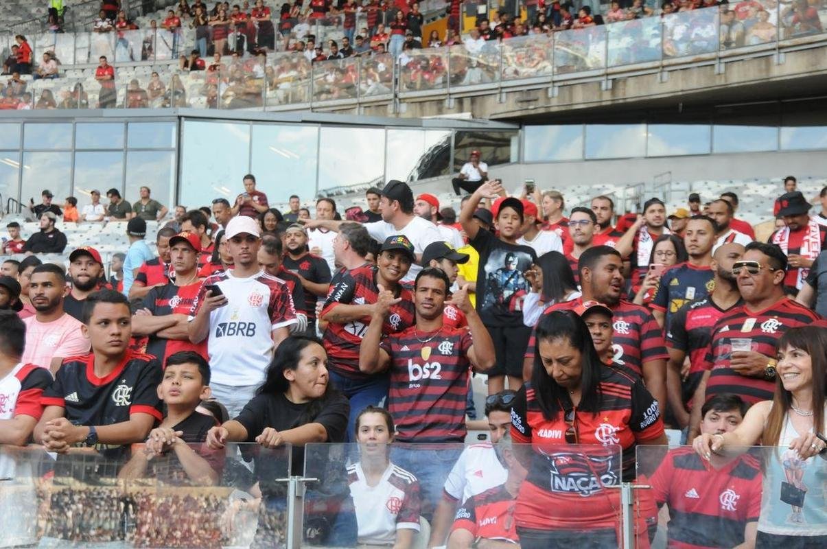 Torcida do Flamengo na partida contra o Atltico, no Mineiro, em Belo Horizonte, em jogo pelo Campeonato Brasileiro