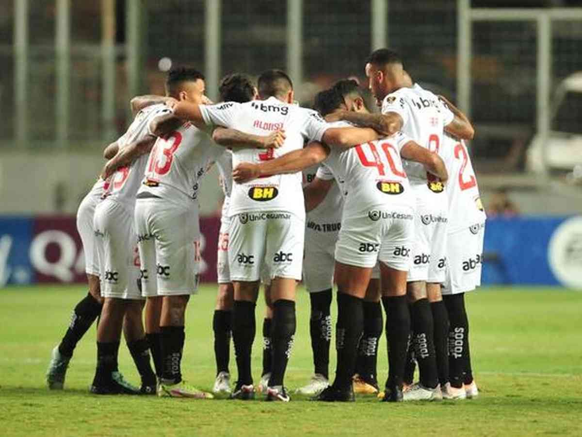 Atlético iguala marca do Flamengo com invencibilidade na