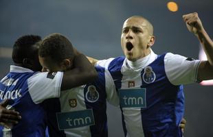 Maicon defendeu o Porto de 2009 a 2016