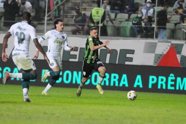 Amrica e Gois se enfrentaram no Independncia, pela 15 rodada da Srie A do Campeonato Brasileiro