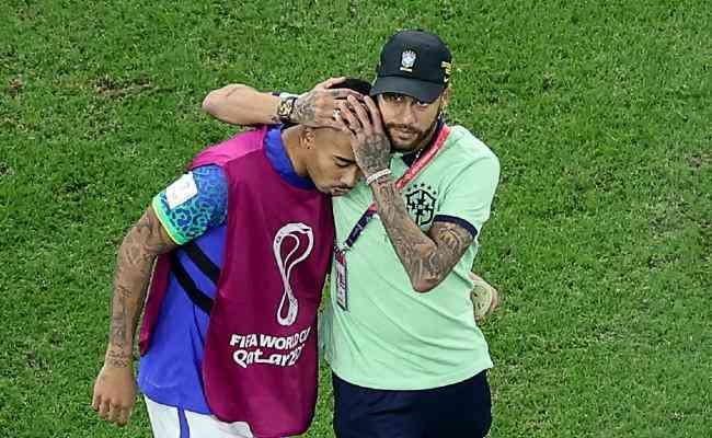 Gabriel Jesus se lesionou na partida contra Camares, pela terceira rodada da fase de grupos da Copa do Mundo
