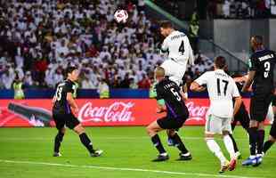 Com gols de Modric, Sergio Ramos, Llorente e Yahia (contra), Real Madrid derrotou o Al Ain por 4 a 1 e fez histria ao conquistar seu terceiro ttulo consecutivo do Mundial de Clubes