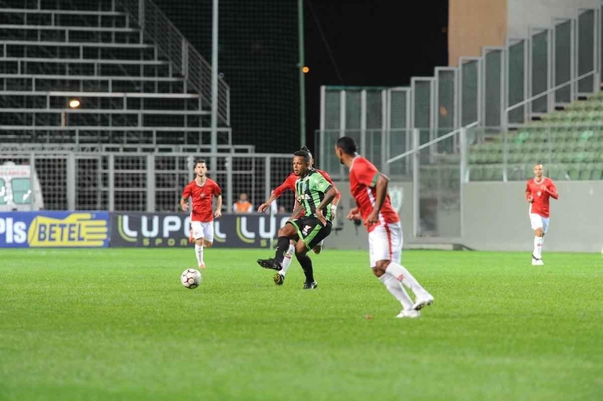 Amrica e Boa Esporte se enfrentaram no Independncia, pela 13 rodada da Srie B do Campeonato Brasileiro