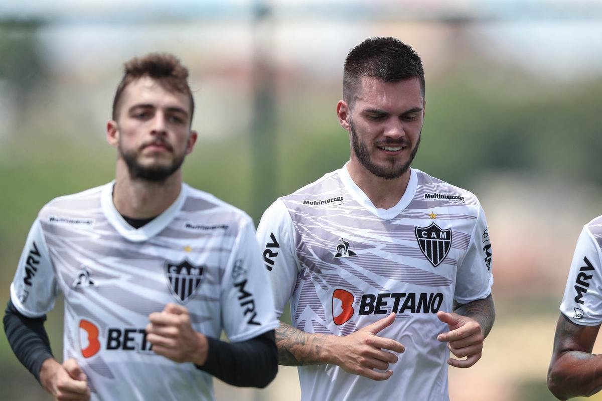 Primeiro treino comandado por Cuca desde a volta ao Atltico